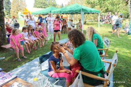 Praznični, 15. Čarobni dan z dobrodelno humanitarno noto (28)